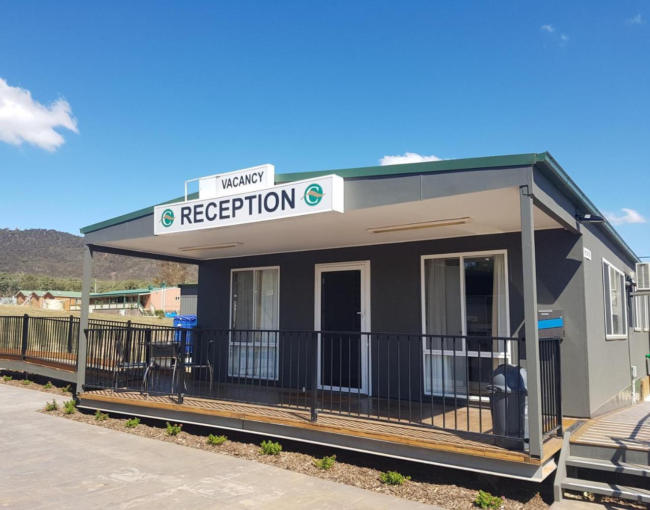 Canberra Carotel Motel Exterior photo